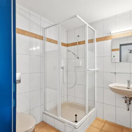 In - Wlan, Kueche & Parkplatz - Ideal Fuer Firmen & Gaeste - Comfort Kevelaer