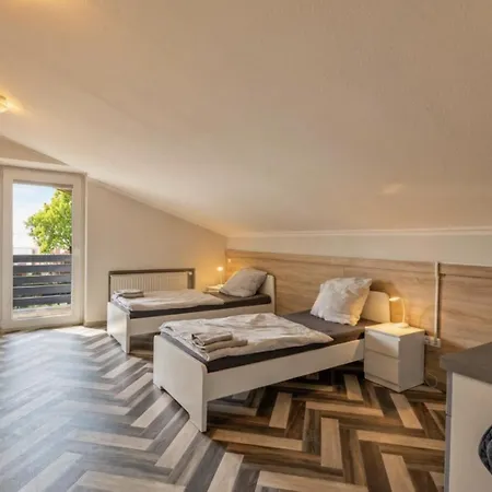 Zimmer In Kevelaer - Wlan, Kueche & Parkplatz - Ideal Fuer Firmen & Gaeste - Comfort