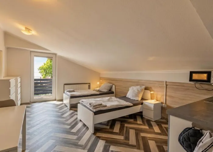 Zimmer In Kevelaer - Wlan, Kueche & Parkplatz - Ideal Fuer Firmen & Gaeste - Comfort